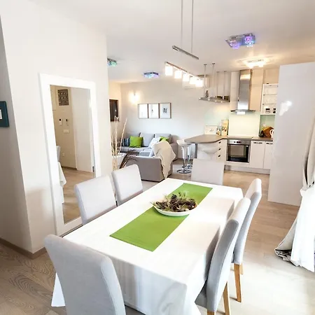 Apartament Renata 2br, Near