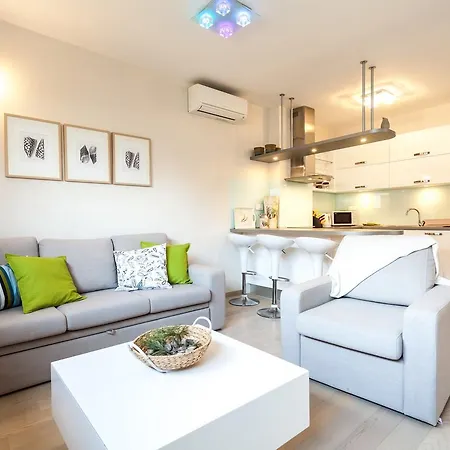 公寓 Renata 2br, Near 佩特坎内