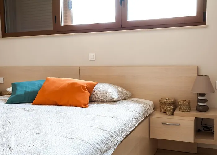 아파트 Renata 2br, Near *