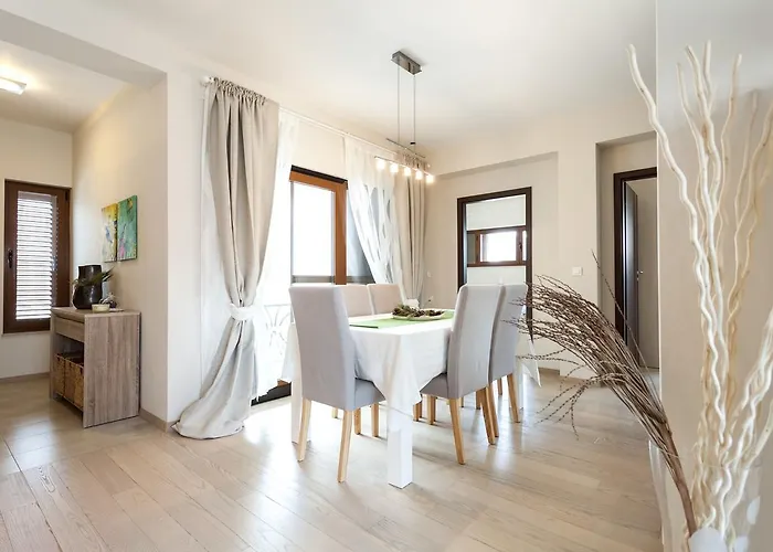 Renata Apartment 2Br, Near Beach Apartman *