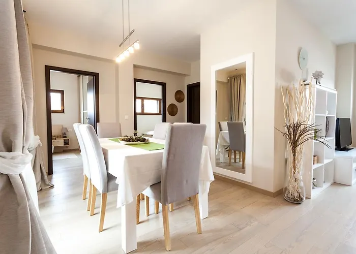 Apartman Renata Apartment 2Br, Near Beach *